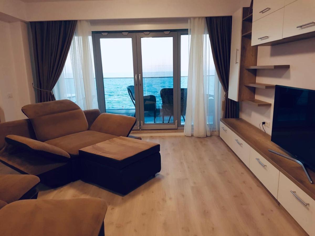 Wave 2 Mamaia Prima Linie Vedere La Mare 120Mp 那沃达利 外观 照片