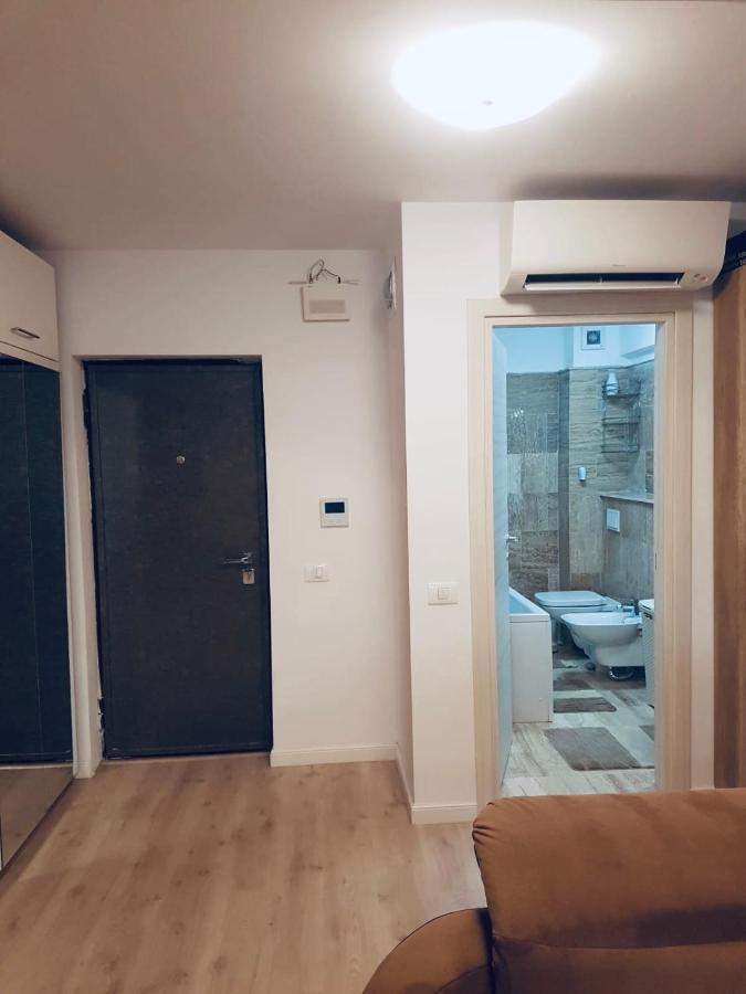 Wave 2 Mamaia Prima Linie Vedere La Mare 120Mp 那沃达利 外观 照片
