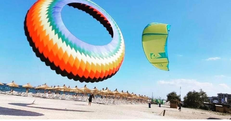 Wave 2 Mamaia Prima Linie Vedere La Mare 120Mp 那沃达利 外观 照片